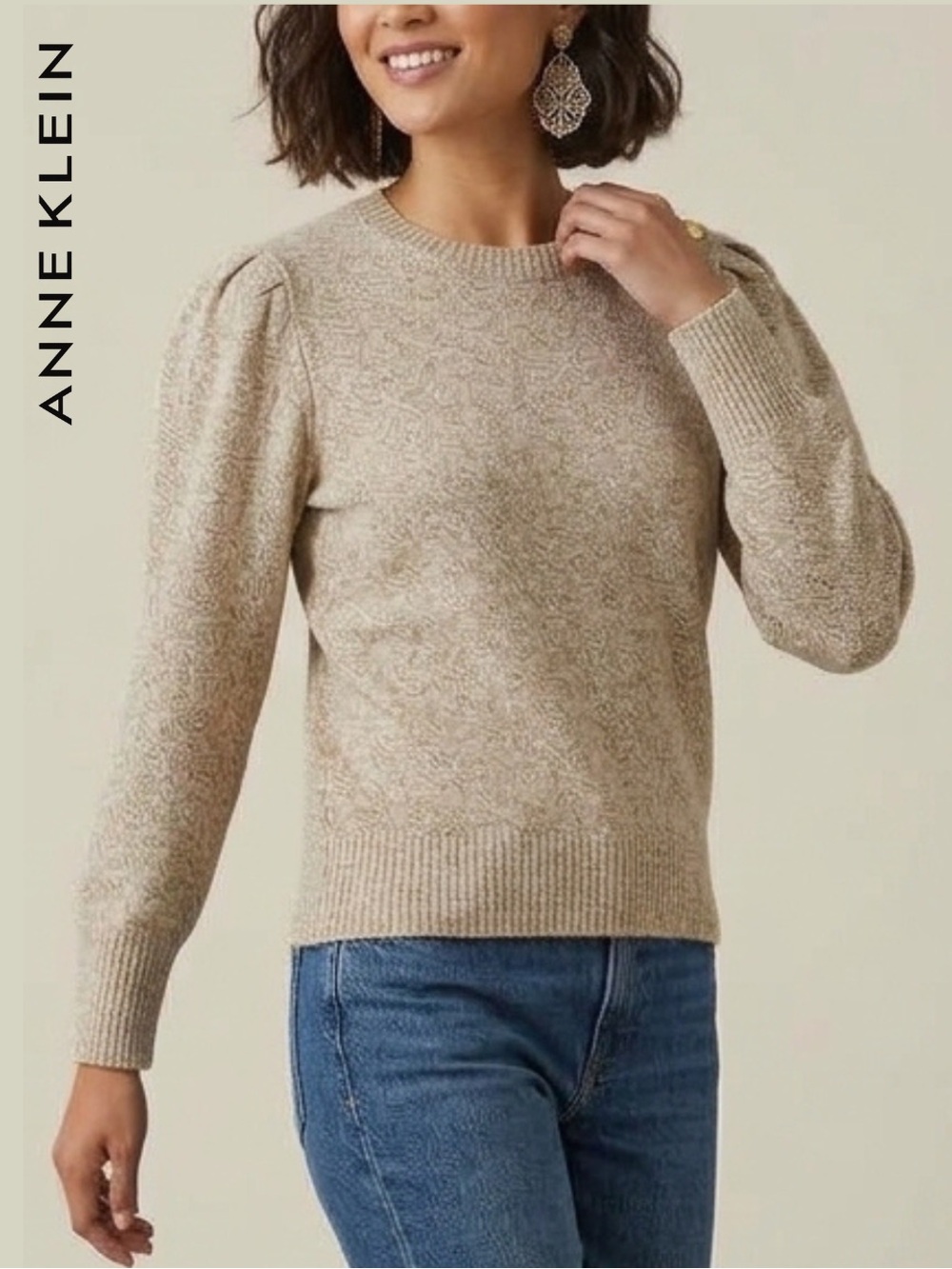 ♠️ Sweater • Like New
Anne Klein • Puff Sleeves With Gold Shoulder Buttons